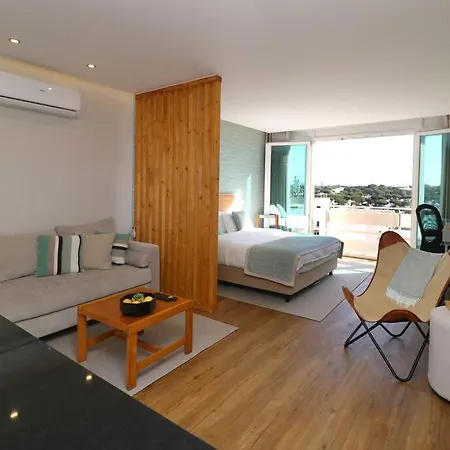 Vilamoura Sunrise Картейра